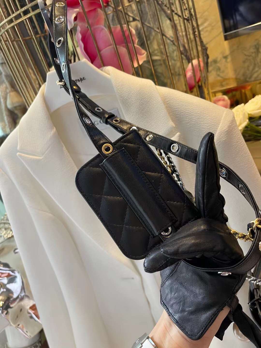 【P1020】广州包包批发 Chanel香奈儿新款黑色菱格链条腰包斜挎胸包