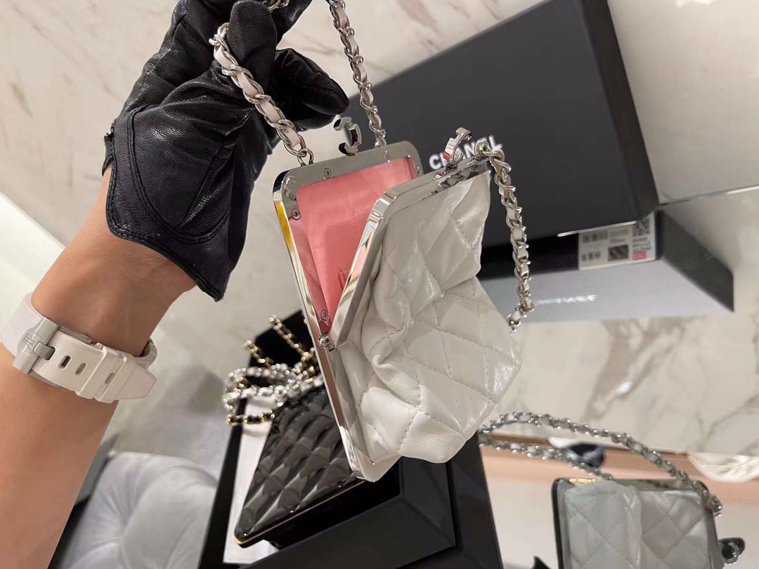 【P1580】Chanel包包货源 香奈儿2022春夏新款白色羊皮拼亚克力斜挎零钱包