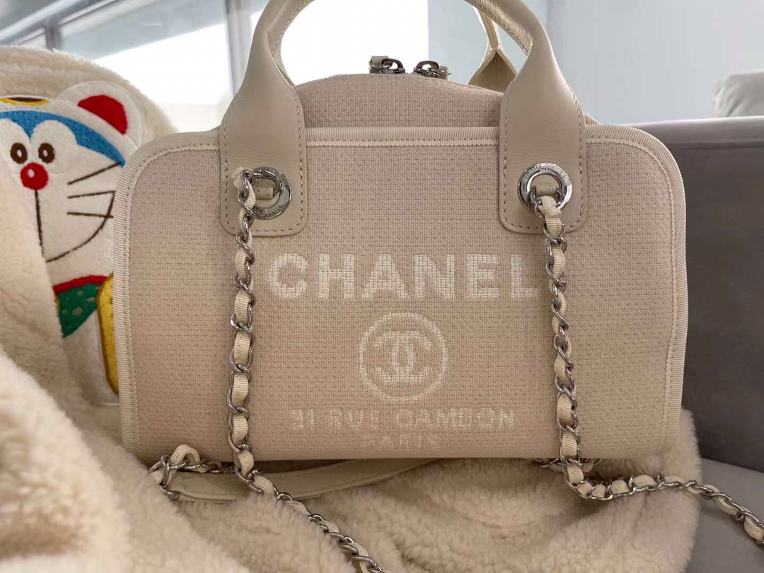 【P1200】Chanel女包批发 香奈儿2022早春新款手提购物包保龄球包 小号