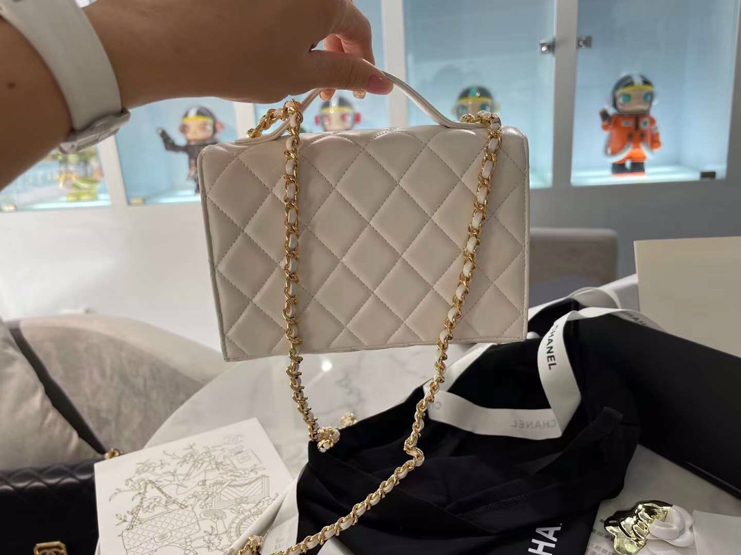 【P1580】香奈儿包包价格 Chanel2021新款菱格纹羊皮手提盒子包 白色