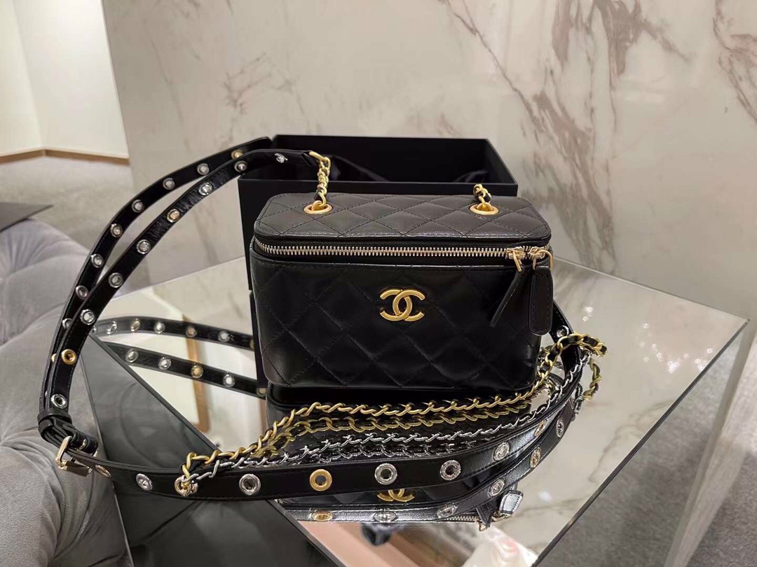 【P1280】Chanel包包官网 香奈儿2022春夏新品单肩斜挎化妆包17CM