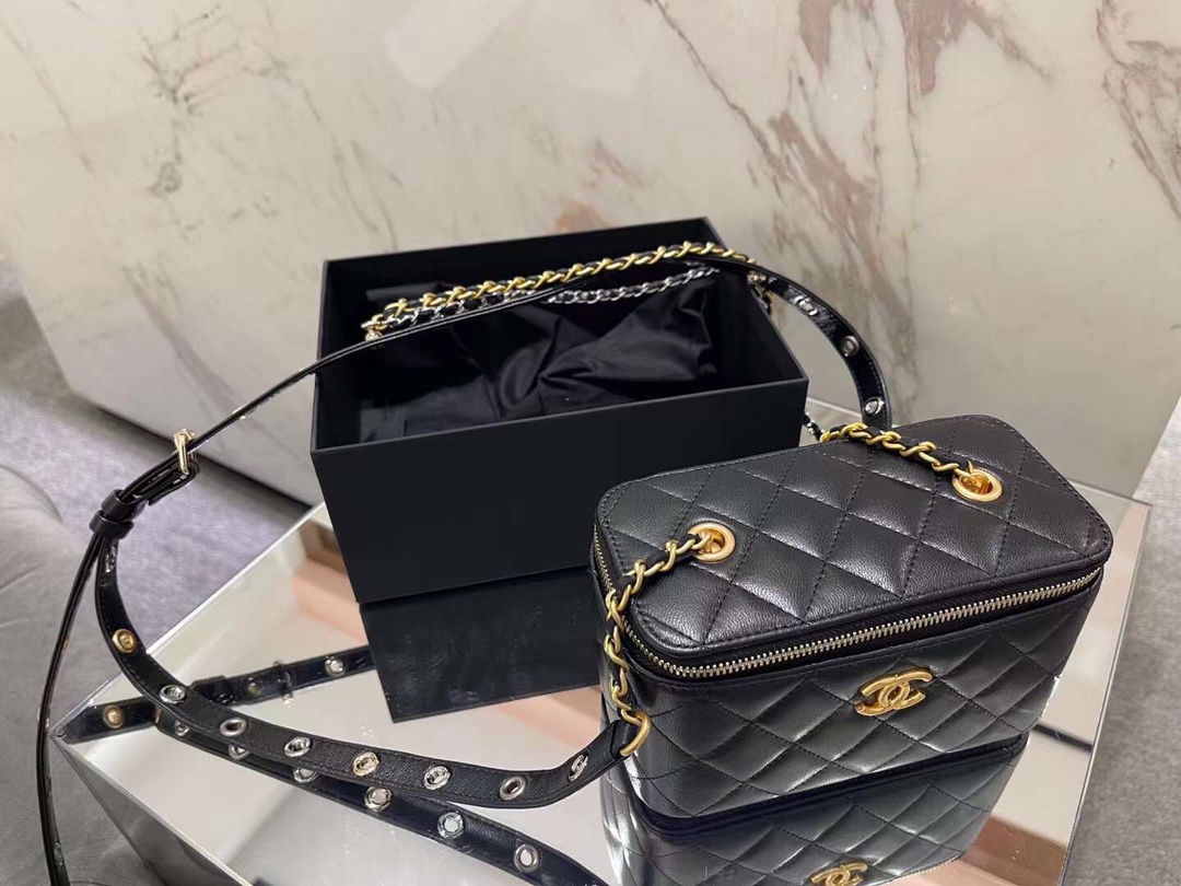 【P1280】Chanel包包官网 香奈儿2022春夏新品单肩斜挎化妆包17CM