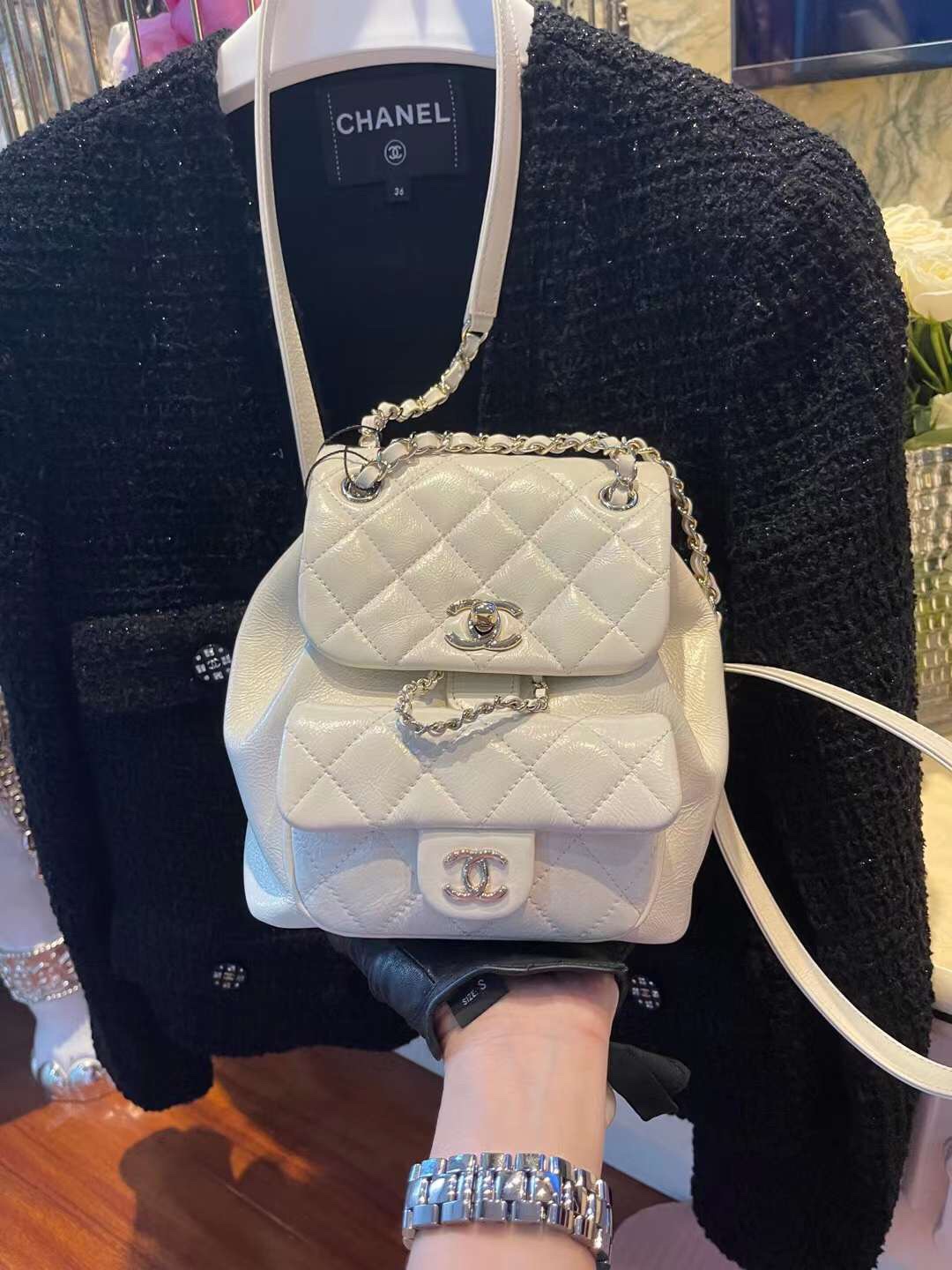 【P2180】Chanel包包官网 香奈儿22年新款菱格纹牛皮DUMA双肩背包 白色