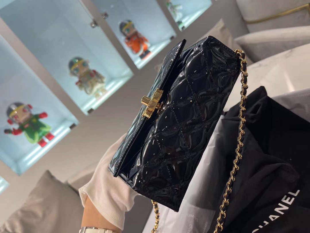 【P1580】香奈儿2021新款女包 Chanel镜面亮面漆皮盒子包手提斜挎包 黑色