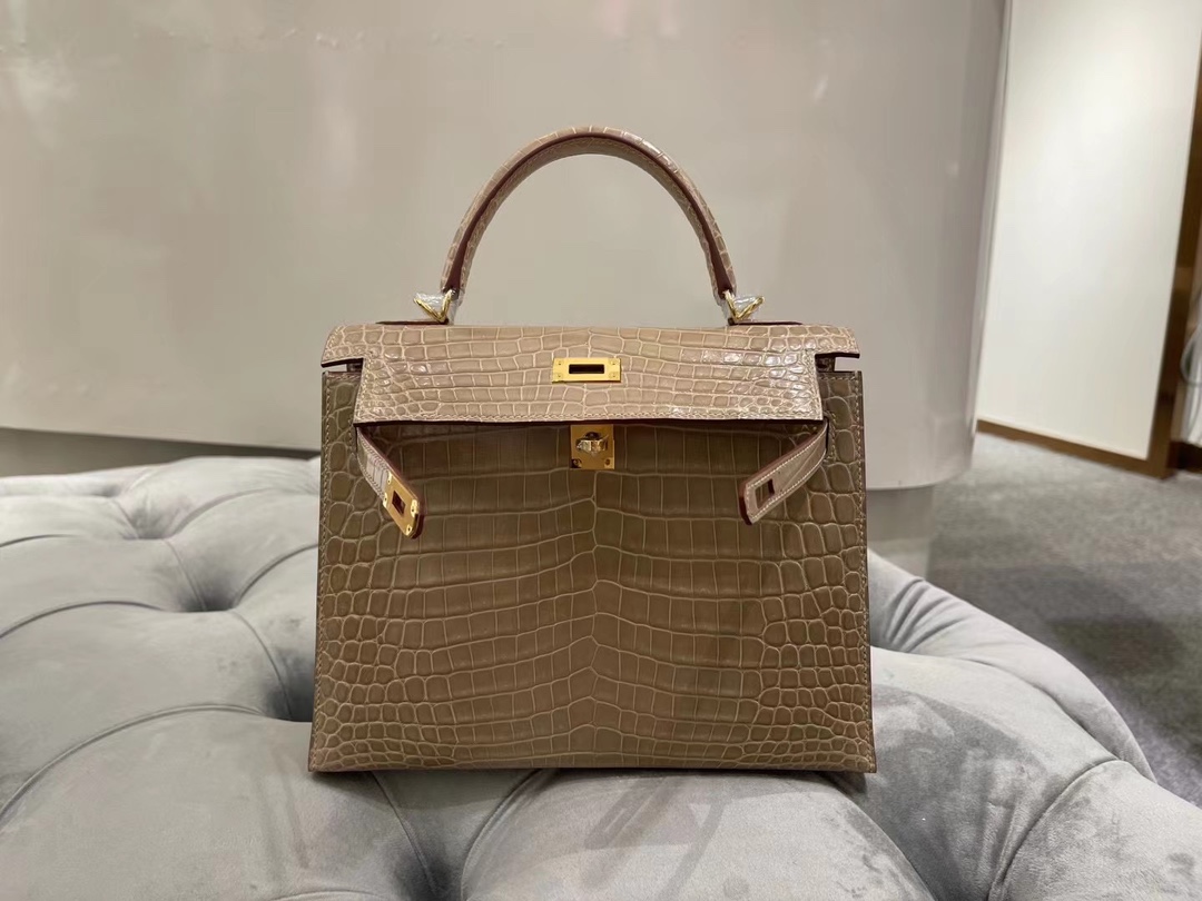 爱马仕凯利包货源 Hermes风衣灰尼罗鳄鱼皮手提女包Kelly25CM