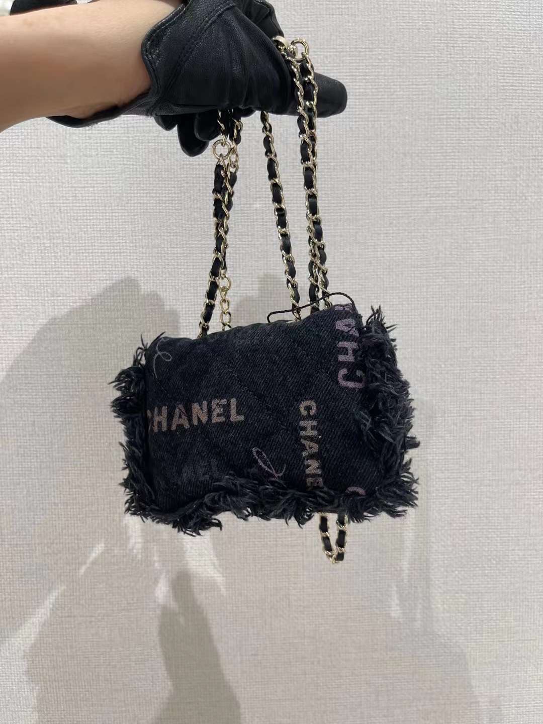 【P720】香奈儿新款女包 Chanel涂鸦牛仔布链条包单肩斜挎包 黑色
