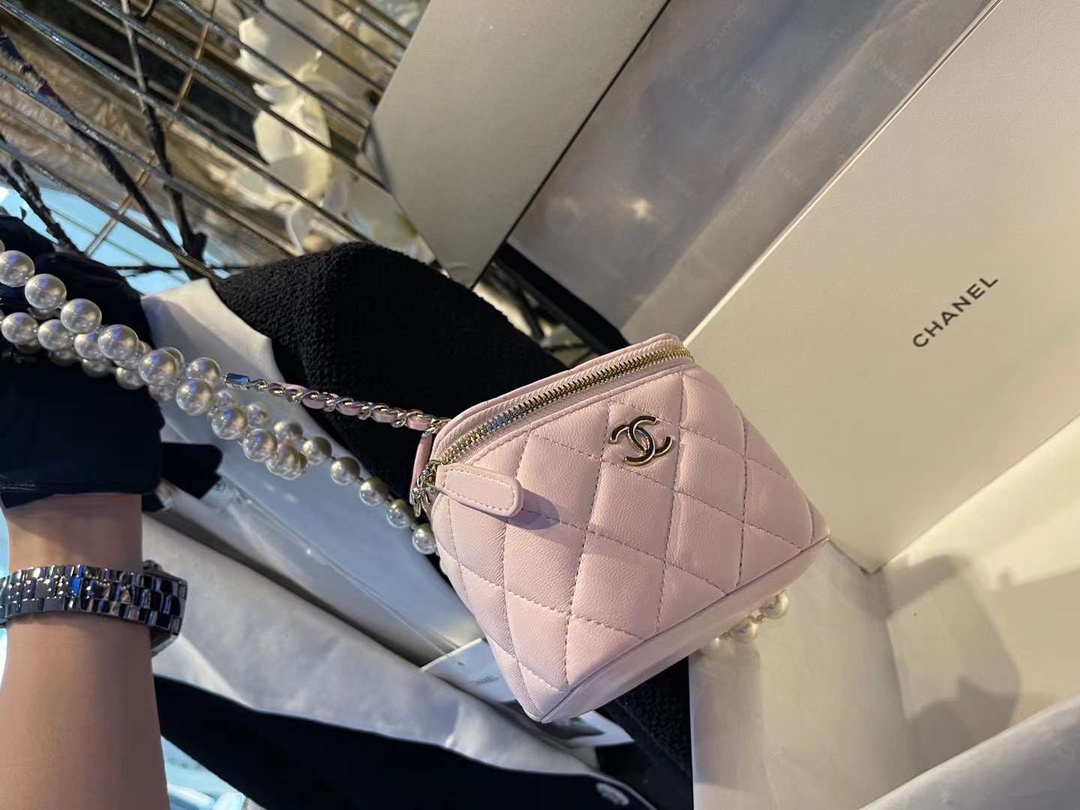 【P1020】香奈儿2022年新款包包 Chanel粉色菱格羊皮珍珠链条肩带盒子包