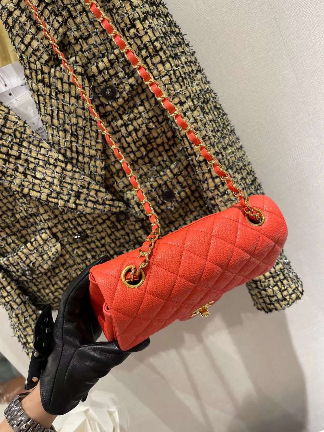 【P1880】香奈儿包包批发 Chanel CF20CM新色橙色鱼子酱皮链条斜挎包