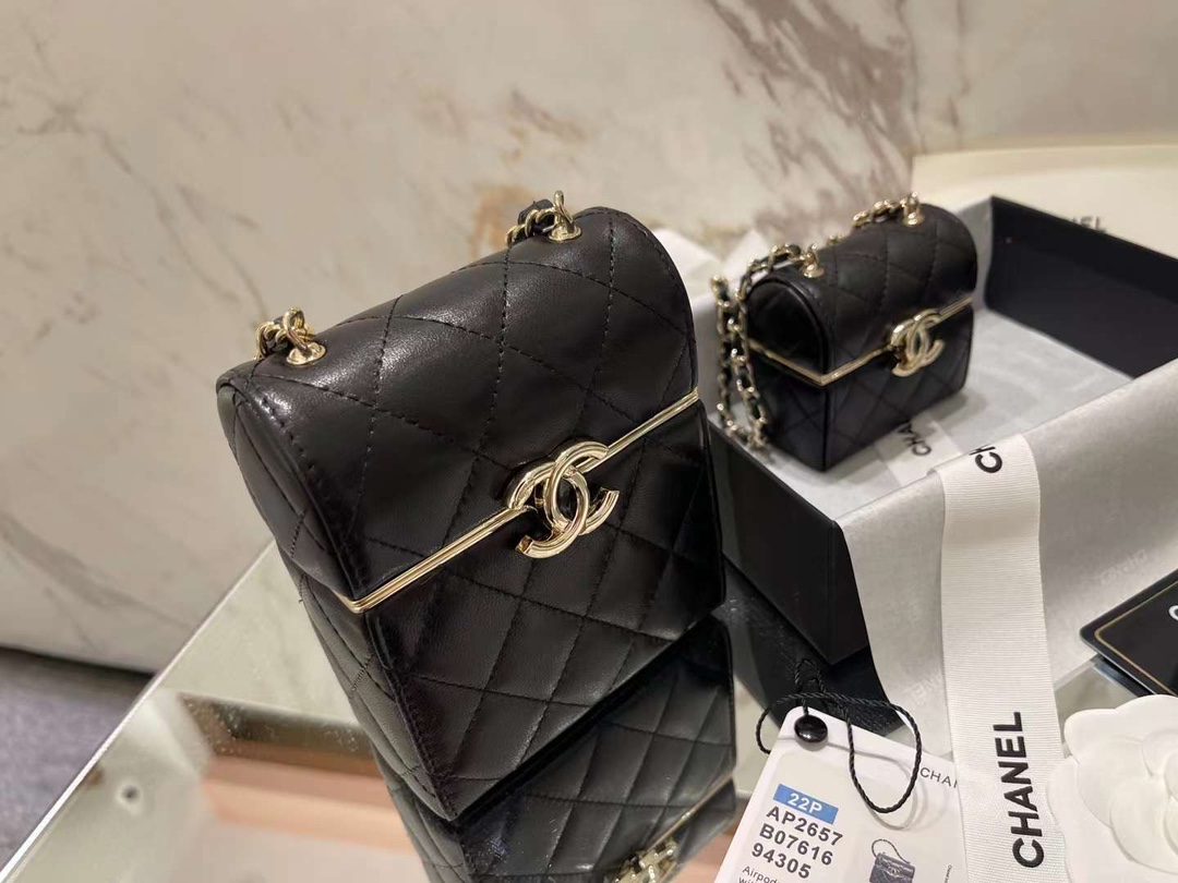 【P1580】Chanel包包价格 香奈儿22年新款羊皮化妆包烟盒子包 黑色