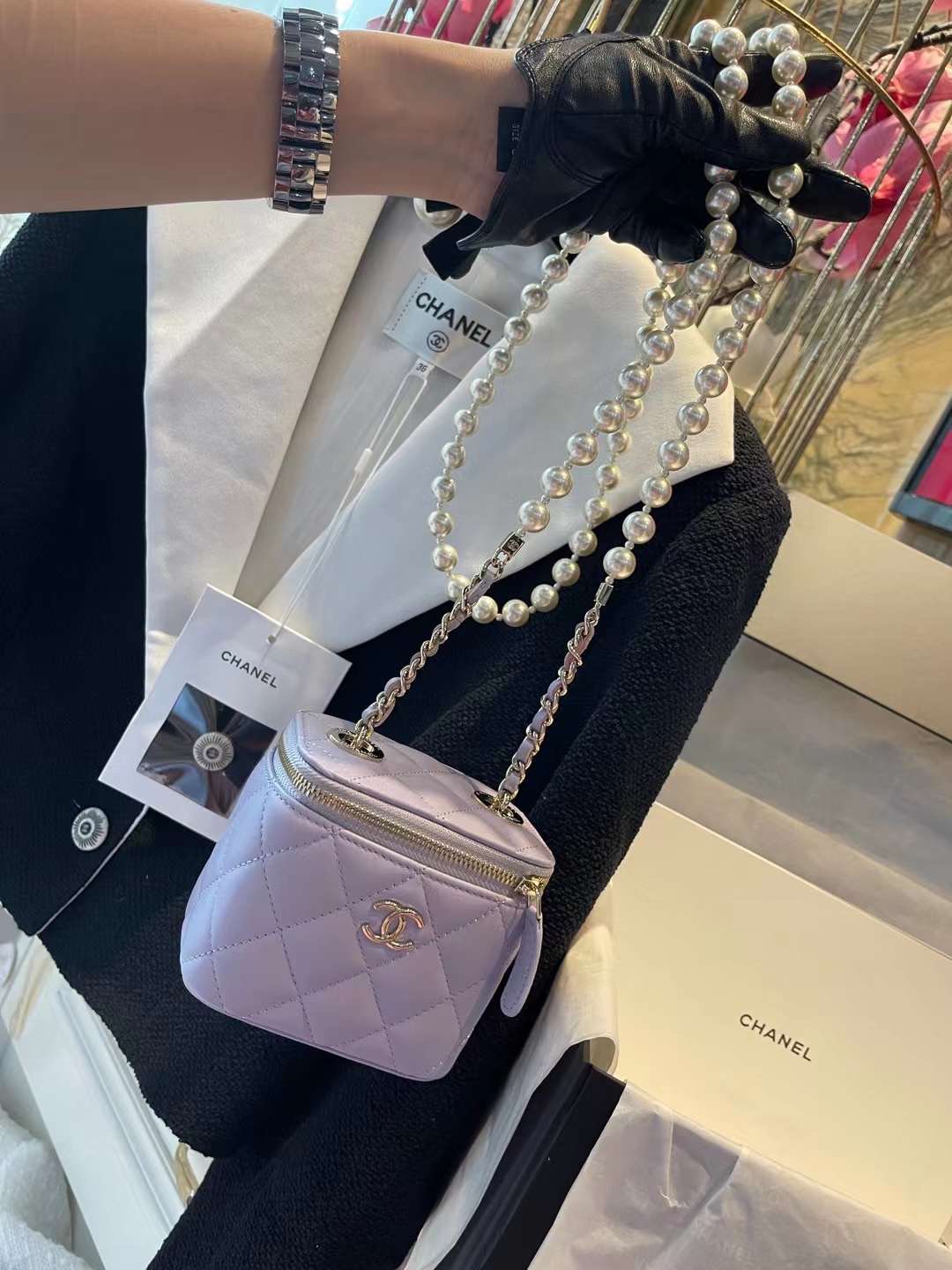 【P1020】一件代发 Chanel香奈儿浅紫色菱格珍珠链条化妆小盒子包