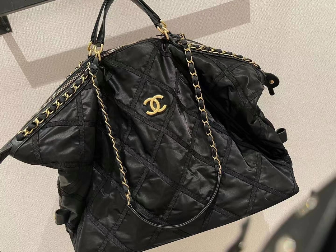 【￥1880】香奈儿新款包包 Chanel黑色尼龙菱格链条手提单肩包旅行包