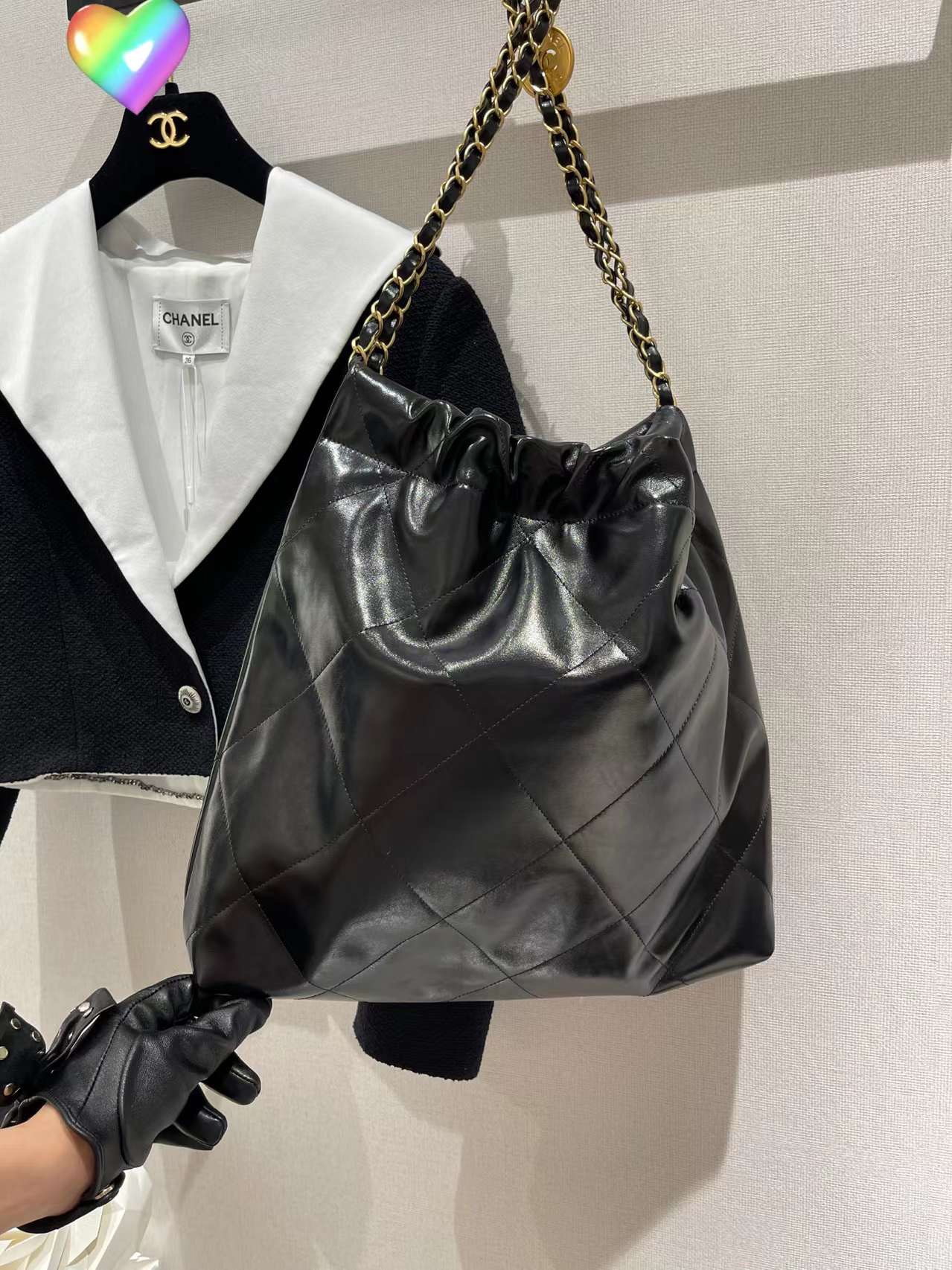 【￥2220/2700】香奈儿新款包包 Chanel黑色金字母抽绳链条单肩包购物袋