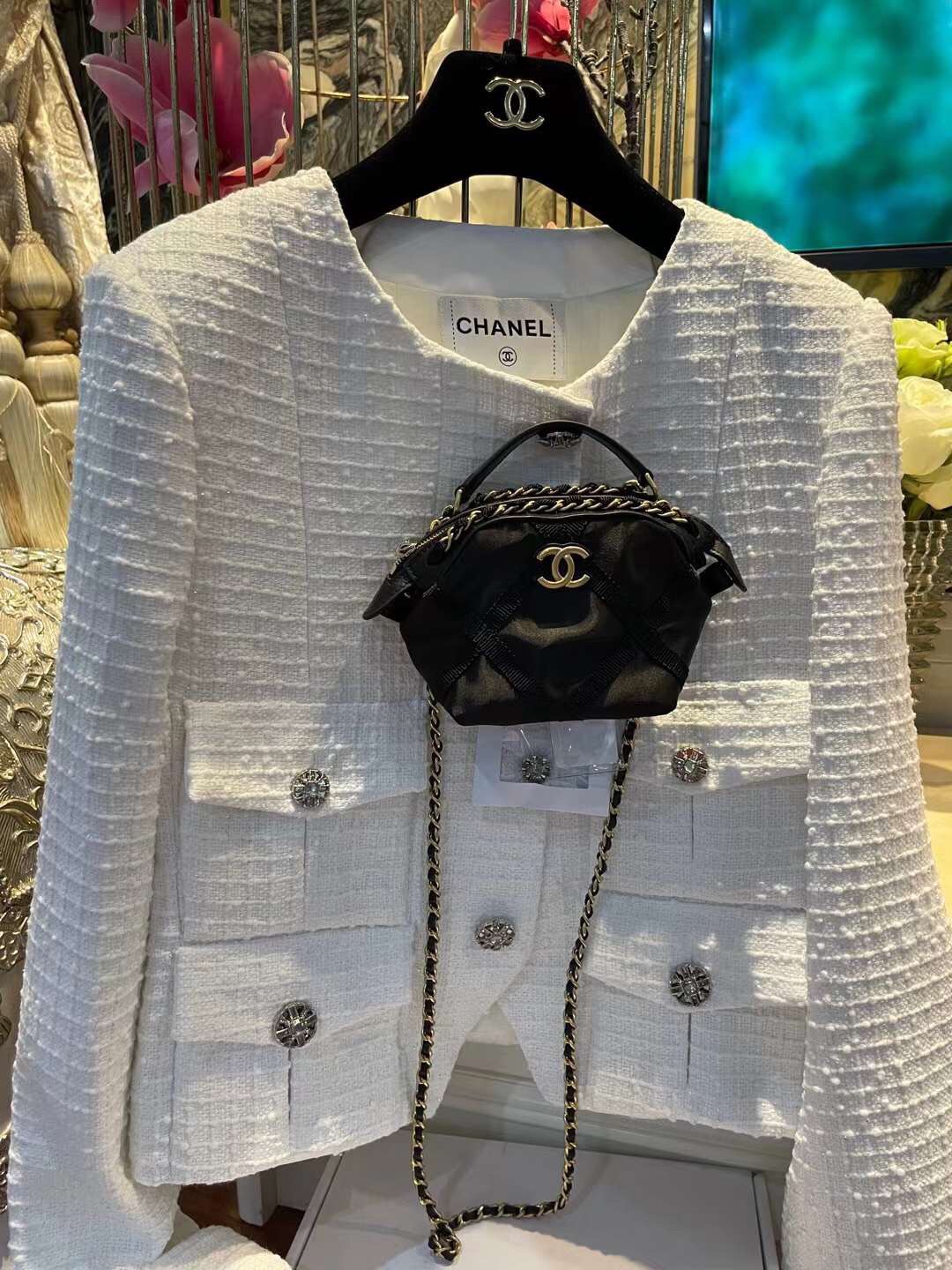 【￥1170】Chanel女包价格 香奈儿22年新款尼龙迷你饺子包手拿包斜挎包