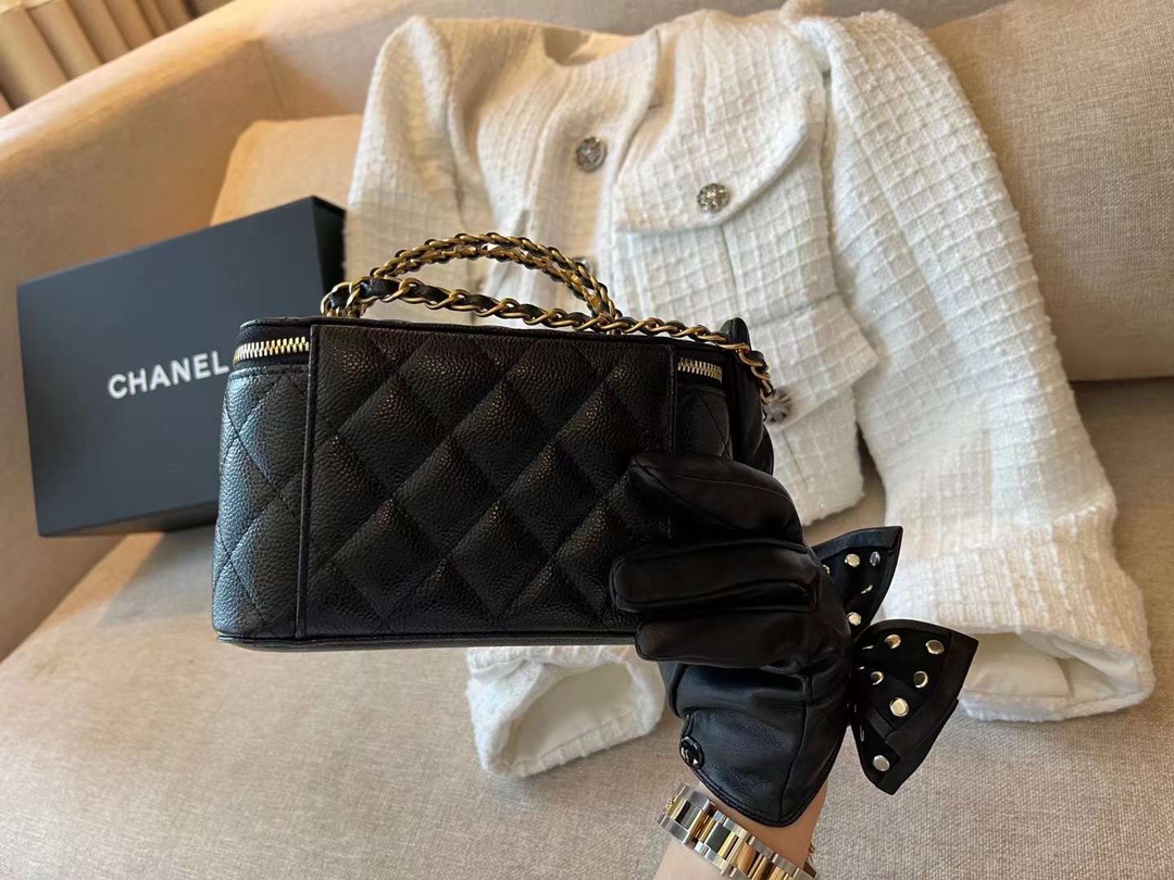 【P1280】厂家直销 Chanel香奈儿22春夏新款黑色球纹字母手柄盒子包