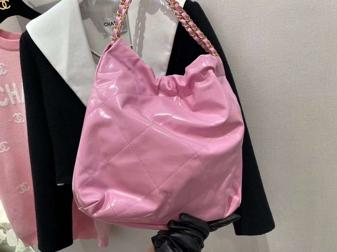 【￥2220/2700】Chanel Virginia Viard 香奈儿新款菱格光面皮单肩包 浅粉色