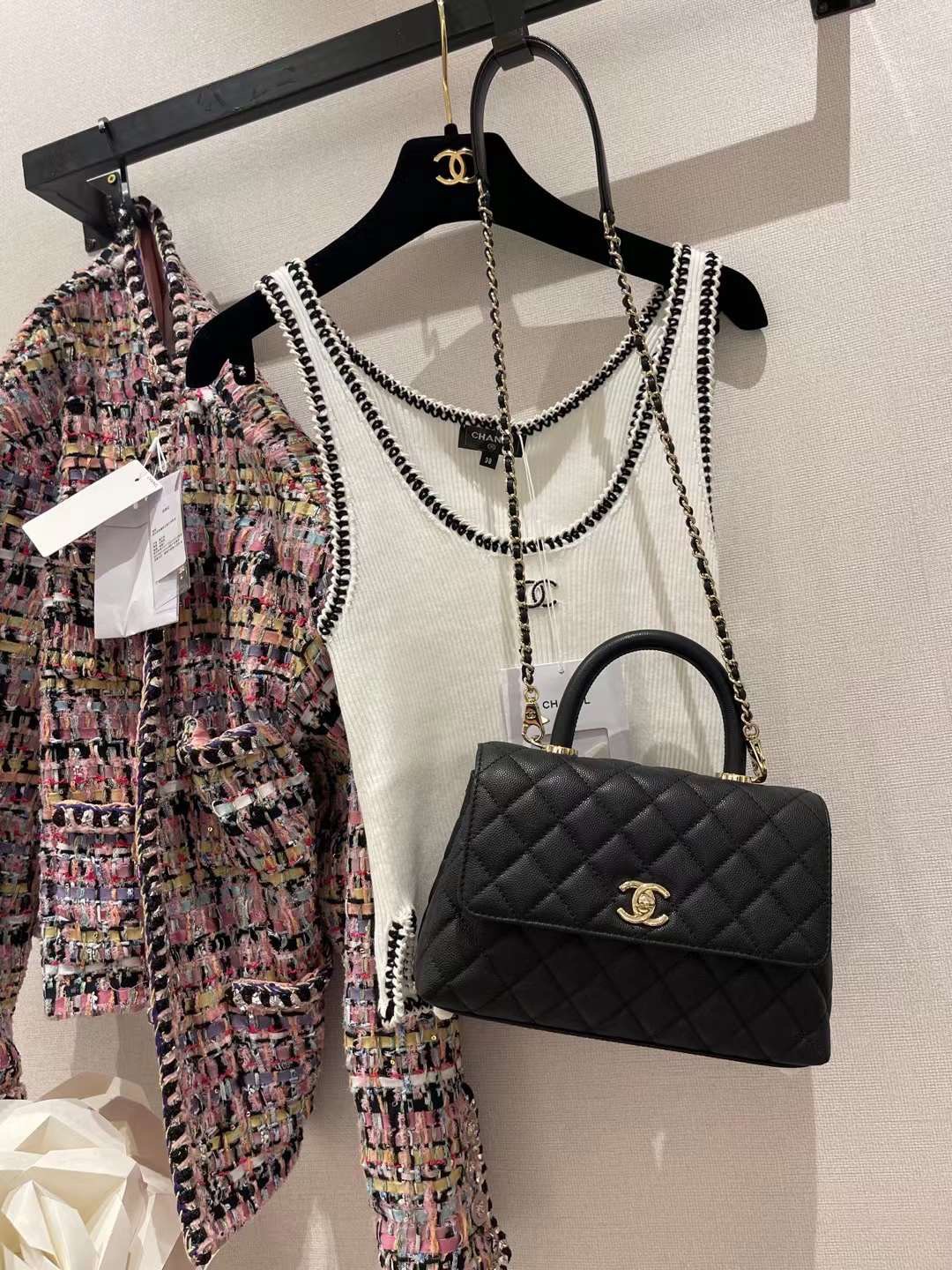 【P2250】Chanel coco handle 22P新版本 原厂haas皮 香槟色五金手提包