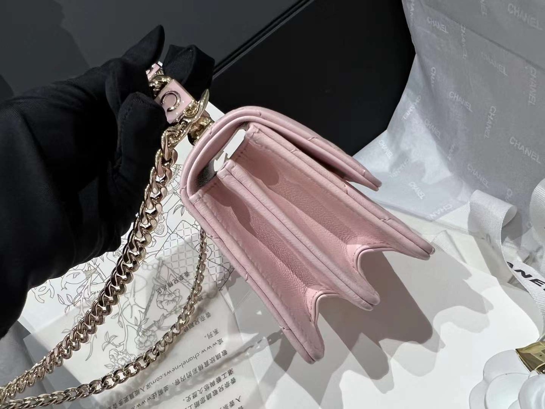 【P1170】Chanel包包官网 香奈儿22年新款高级手工坊粉色牛皮珐琅扣手提斜挎包