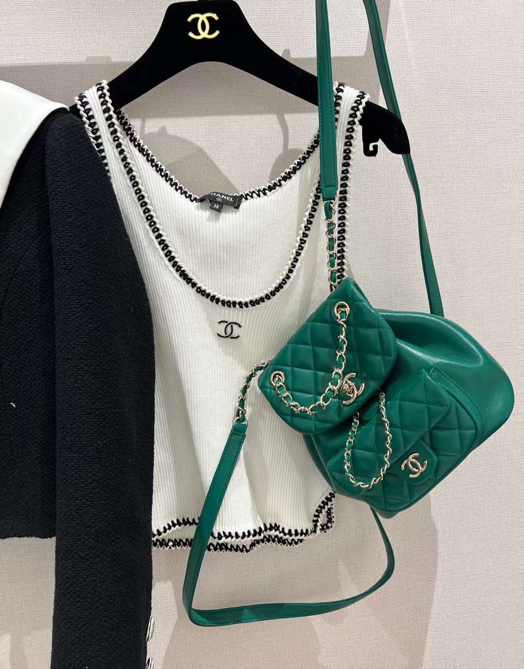 【P1880】Chanel包包官网 香奈儿菱格纹羊皮链条双肩包Duma背包 绿色