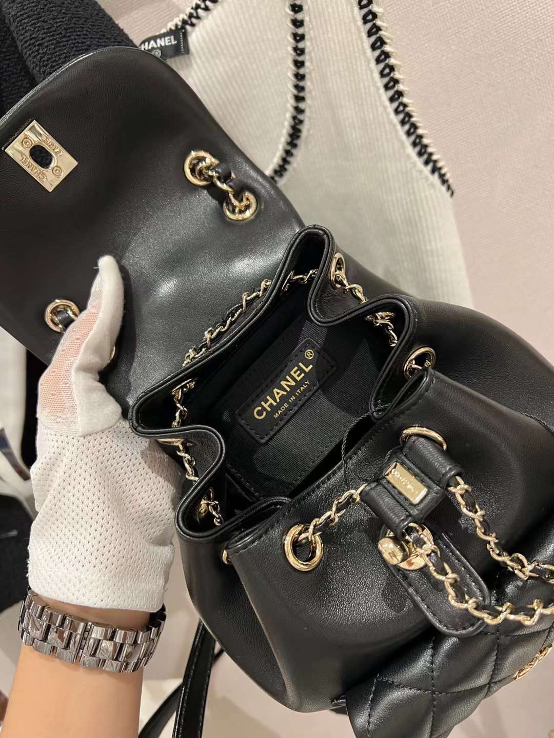 【P1880】香奈儿包包官网 Chanel22年新款黑色进口羊皮DUMA双肩包