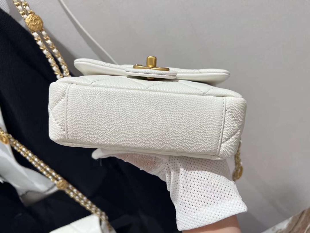 【P1580】香奈儿包包官网 Chanel22年新款金币链条斜挎包方胖子17cm 白色