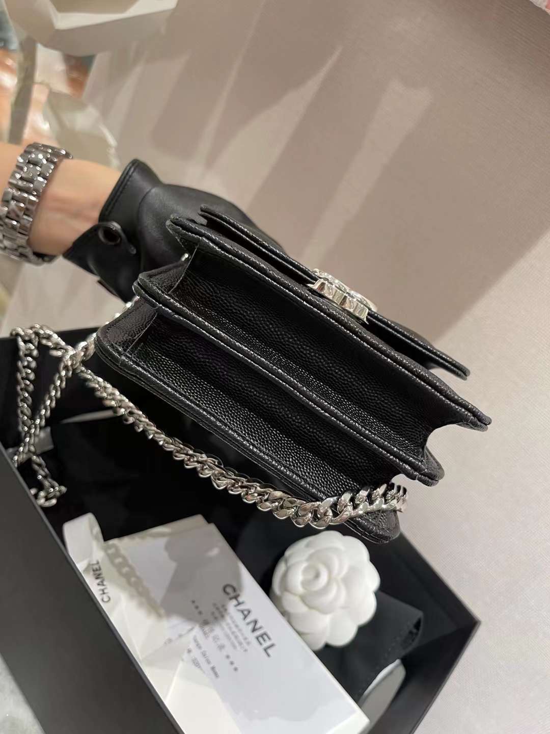 【P1170】Chanel女包价格 香奈儿巴黎高级手工坊珐琅扣手提链条斜挎包 黑色