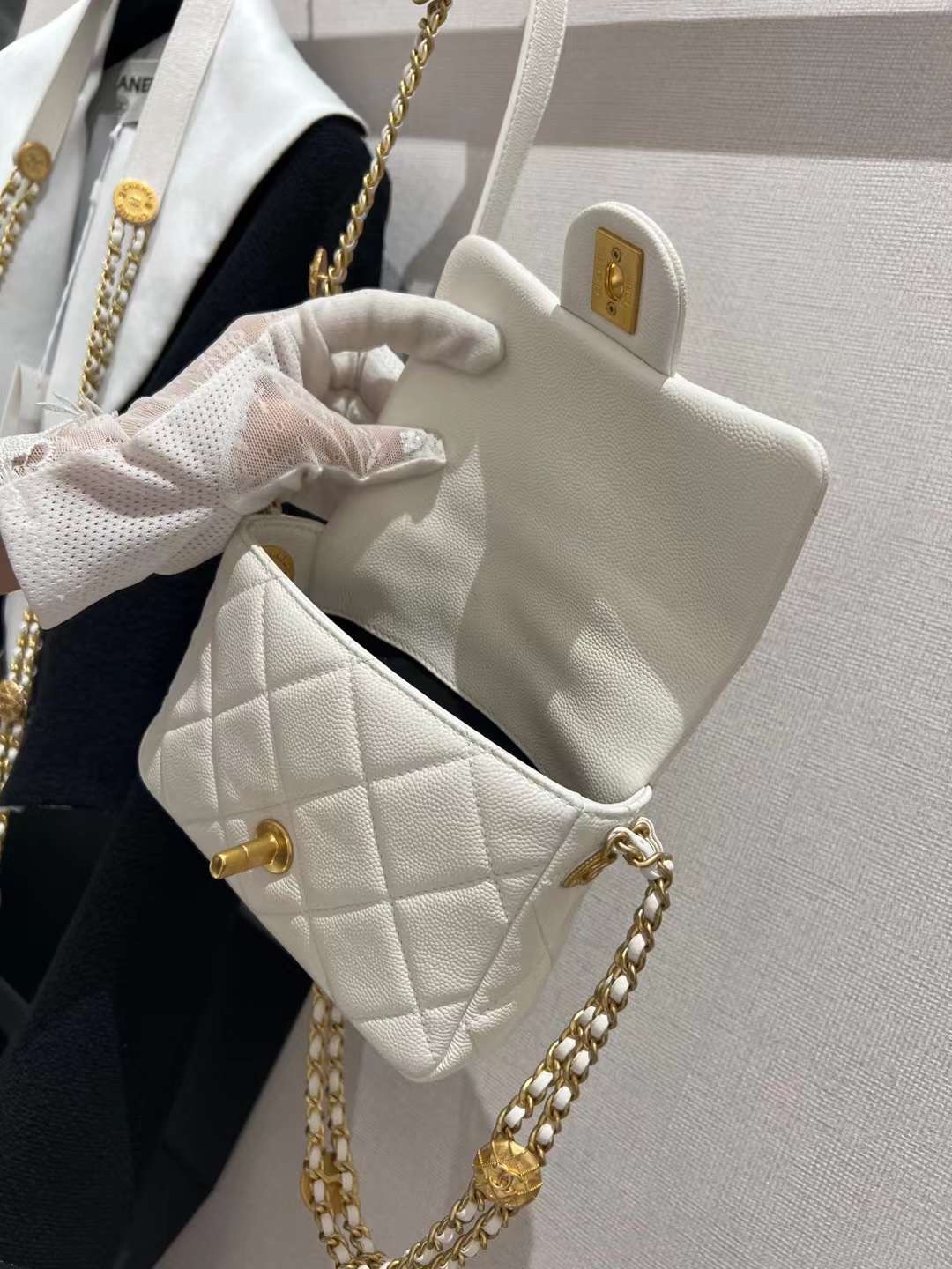 【P1580】香奈儿包包官网 Chanel22年新款金币链条斜挎包方胖子17cm 白色
