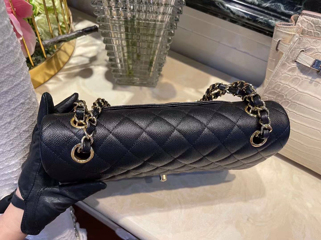 【P2700】香奈儿中国官网 Chanel CF25CM黑色原厂鱼子酱皮链条包 黑色内里