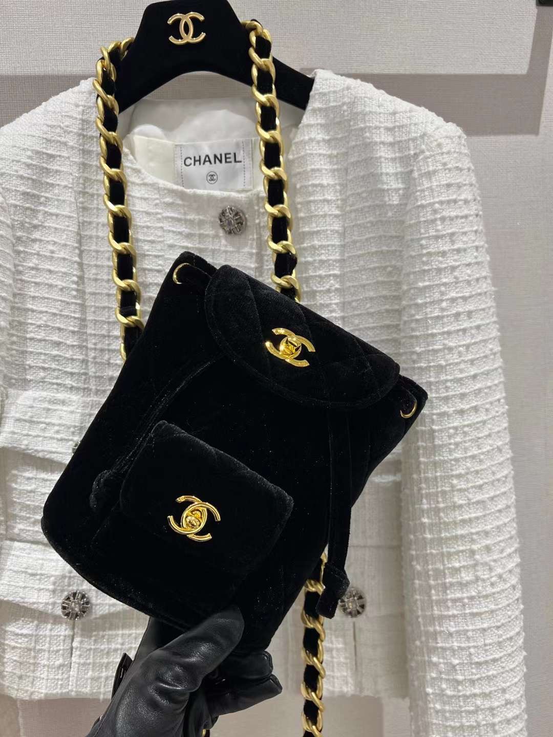 【P870】香奈儿包包官网 Chanel黑色丝绒Mini Duma双肩包迷你小书包
