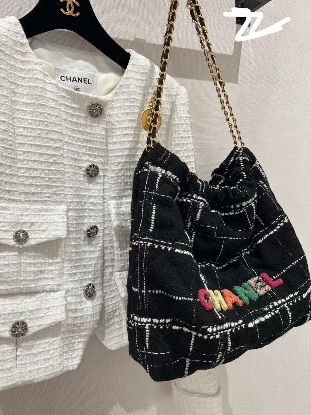 【P1580/1880】Chanel女包批发 香奈儿22K Bag粗呢彩色字母购物袋单肩包