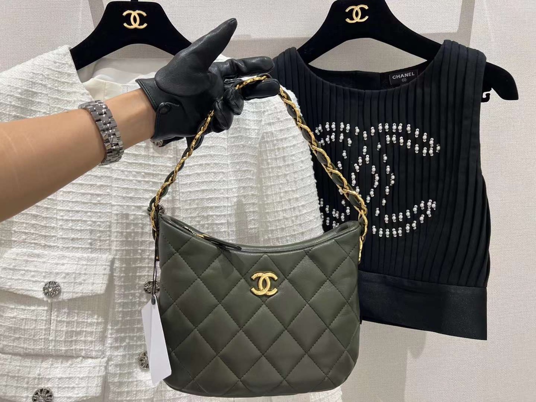 【P1580】Chanel 22k 新款hobo 香奈儿橄榄绿色羊皮休闲字母Logo链条腋下包