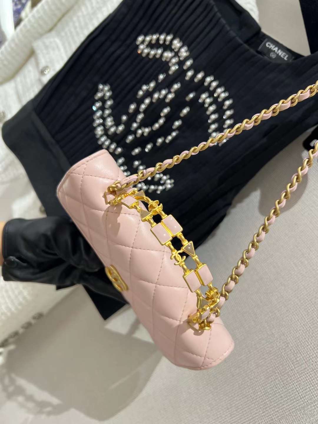 【P1280】一件代发 Chanel香奈儿进口羊皮琉璃珠宝手柄包横款斜挎包 粉色