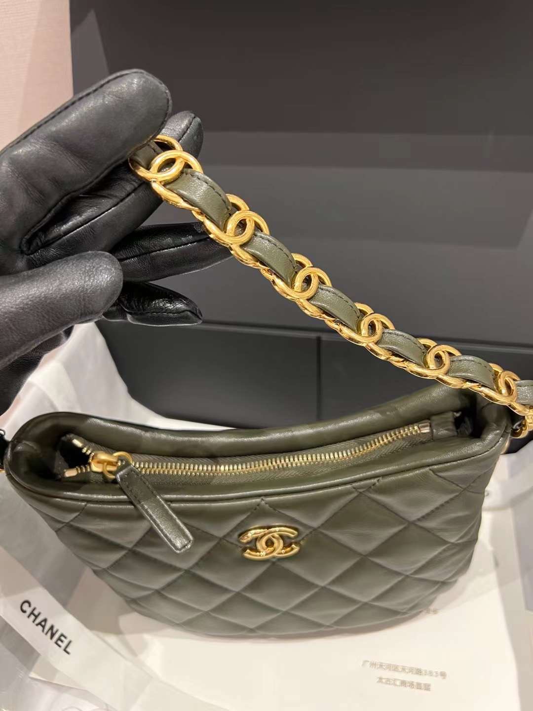 【P1580】Chanel 22k 新款hobo 香奈儿橄榄绿色羊皮休闲字母Logo链条腋下包