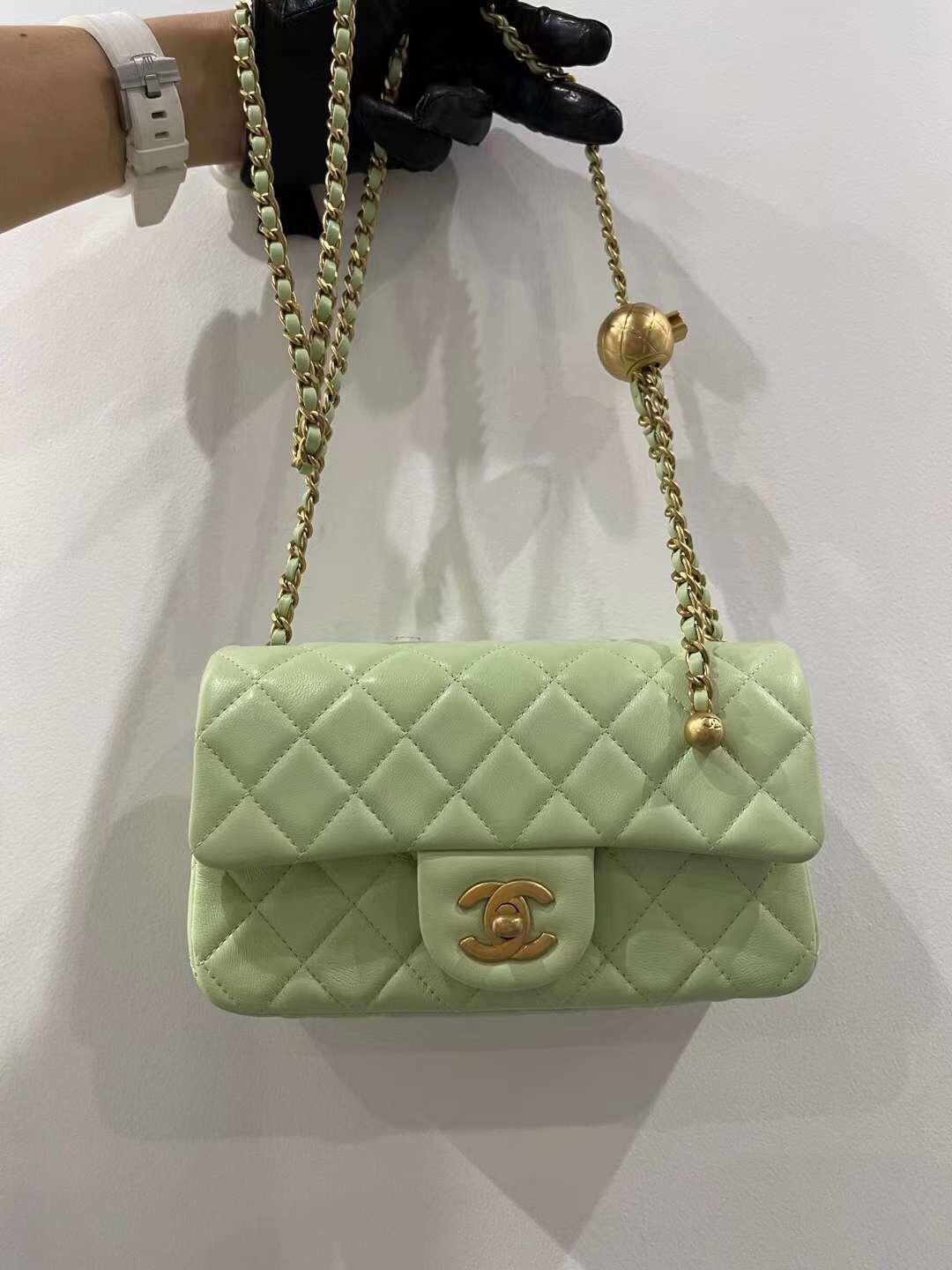 【P1880】Chanel女包货源 香奈儿金球链条2022新色幸运绿色羊皮大Mini CF20CM