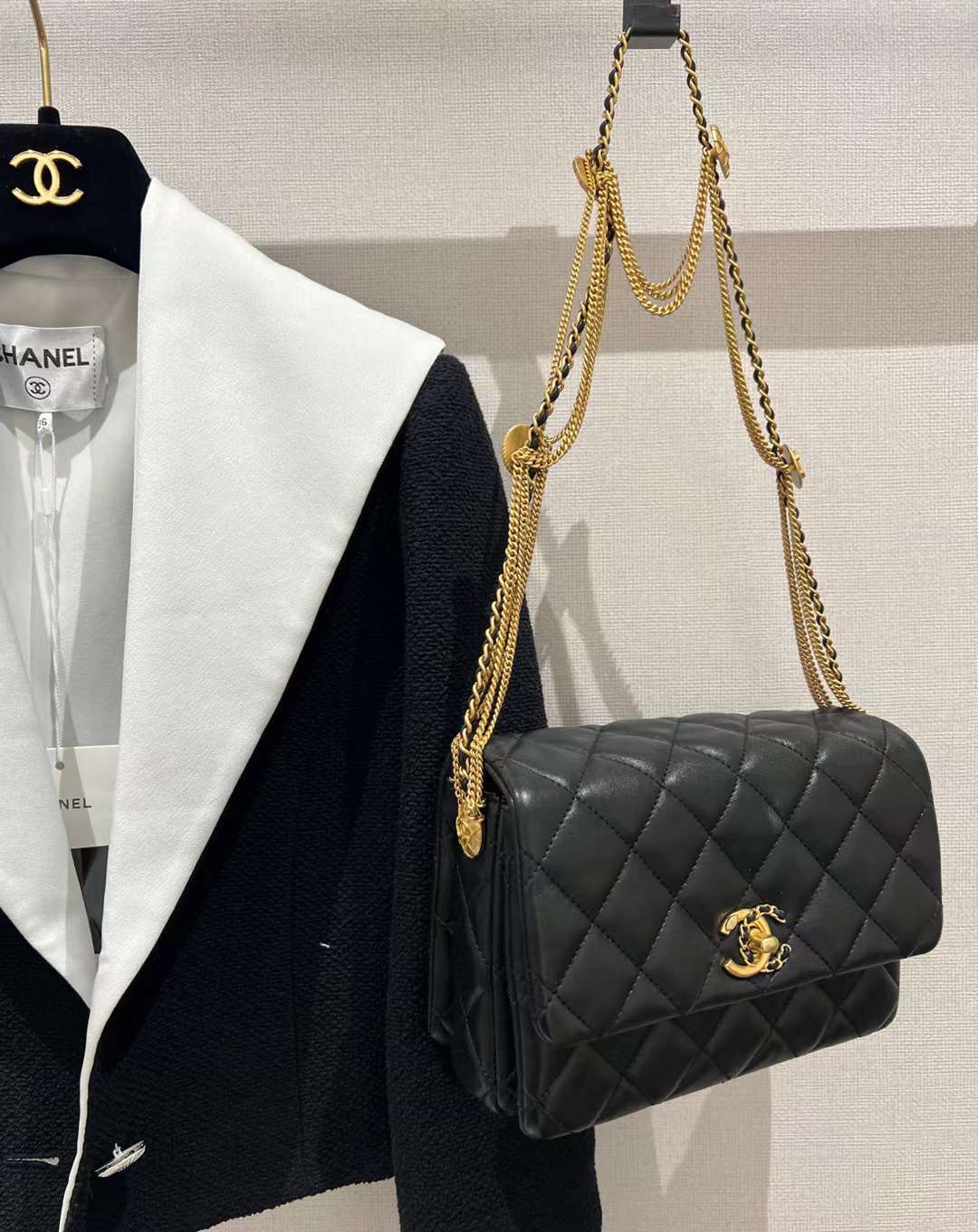 【P1880】Chanel包包官网 香奈儿2022新款鸳鸯扣金币链条单肩腋下包 黑色