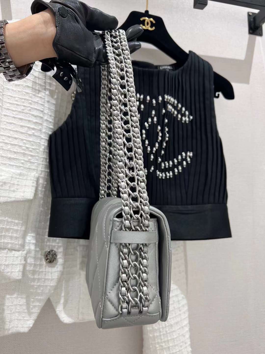 【P1880】Chanel女包价格 香奈儿2022秋冬新款羊皮链条腋下包单肩包 银色