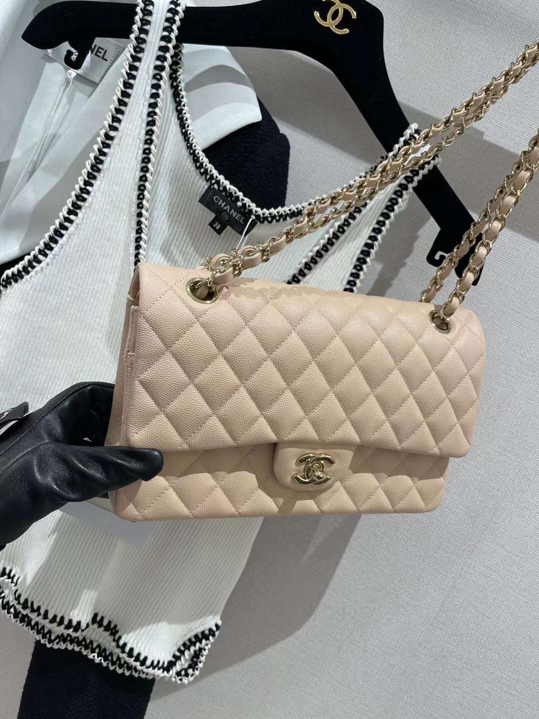 【P2700】Chanel包包官网 香奈儿新色奶茶色原厂皮CF25CM菱格链条包