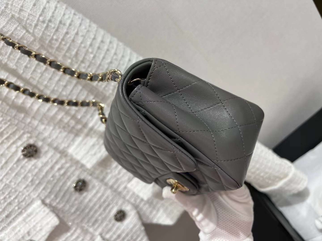 【P1580】Chanel2022新款方胖子 香奈儿水泥灰进口羊皮CF17CM斜挎包