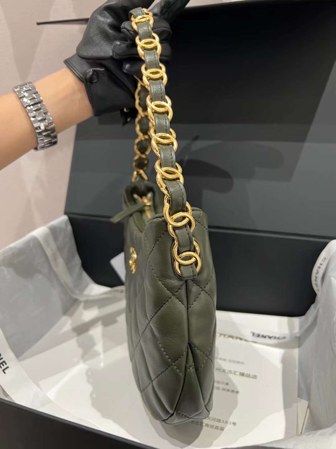 【P1580】Chanel 22k 新款hobo 香奈儿橄榄绿色羊皮休闲字母Logo链条腋下包