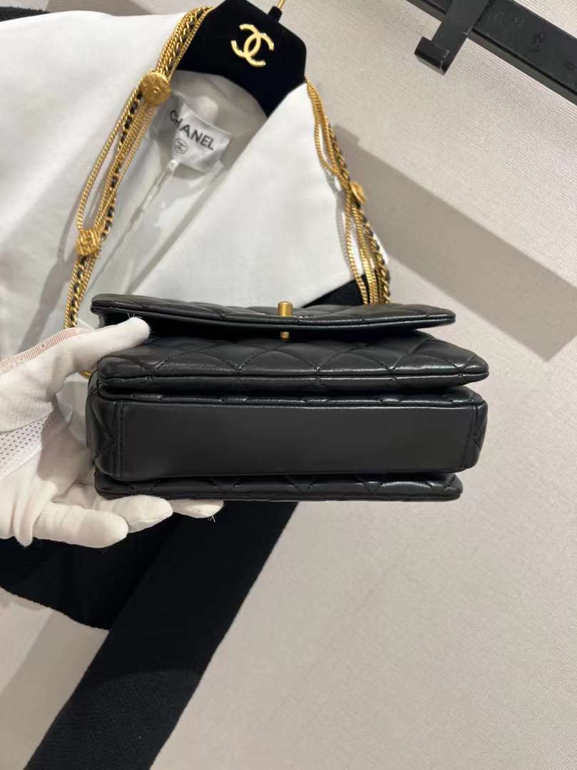 【P1880】Chanel包包官网 香奈儿2022新款鸳鸯扣金币链条单肩腋下包 黑色
