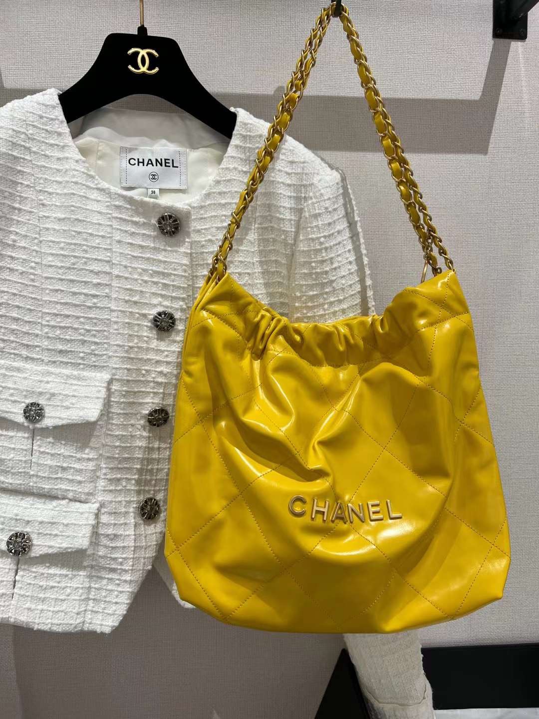 【P2220】Chanel女包价格 香奈儿22 bag黄色光面皮革菱格链条单肩包