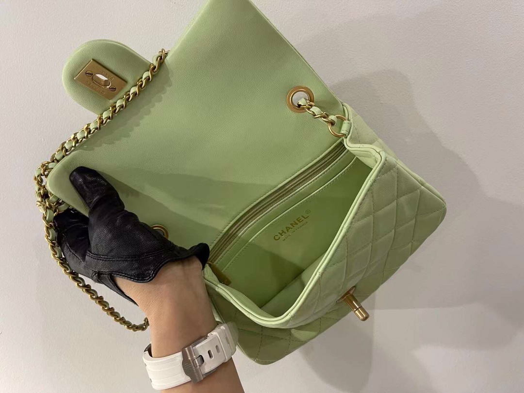 【P1880】Chanel女包货源 香奈儿金球链条2022新色幸运绿色羊皮大Mini CF20CM