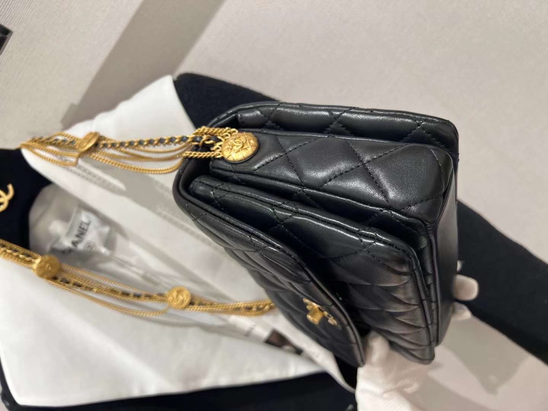 【P1880】Chanel包包官网 香奈儿2022新款鸳鸯扣金币链条单肩腋下包 黑色