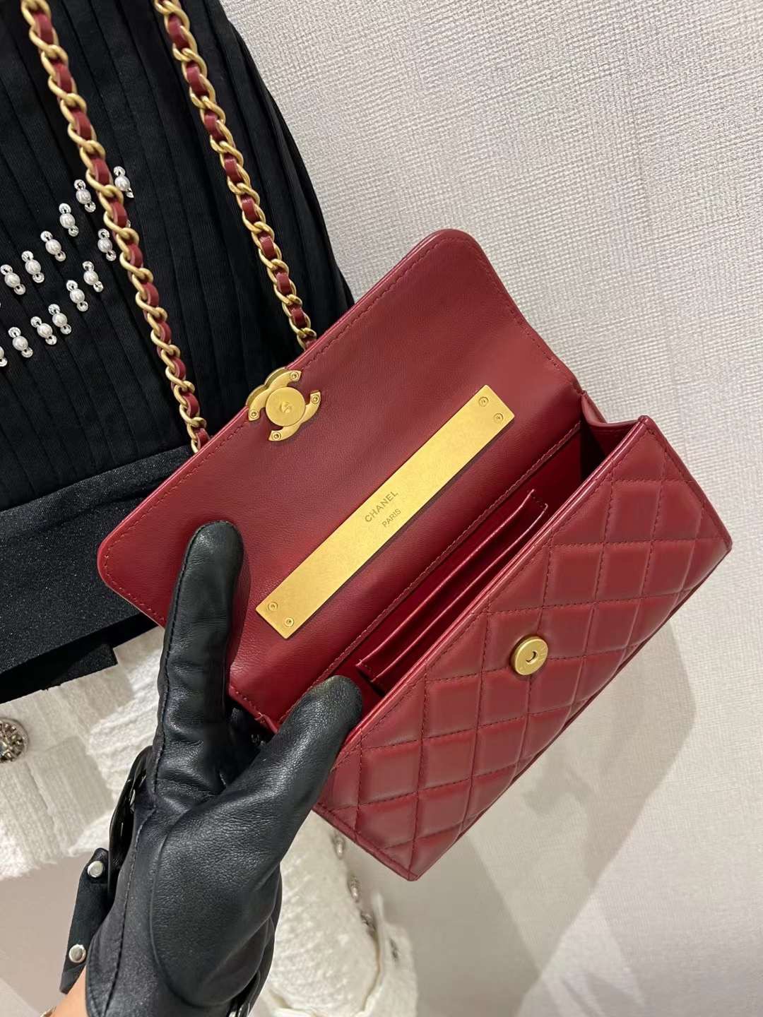 【P1280】Chanel2022新款包包 香奈儿红色羊皮横款琉璃珠宝手柄包链条包