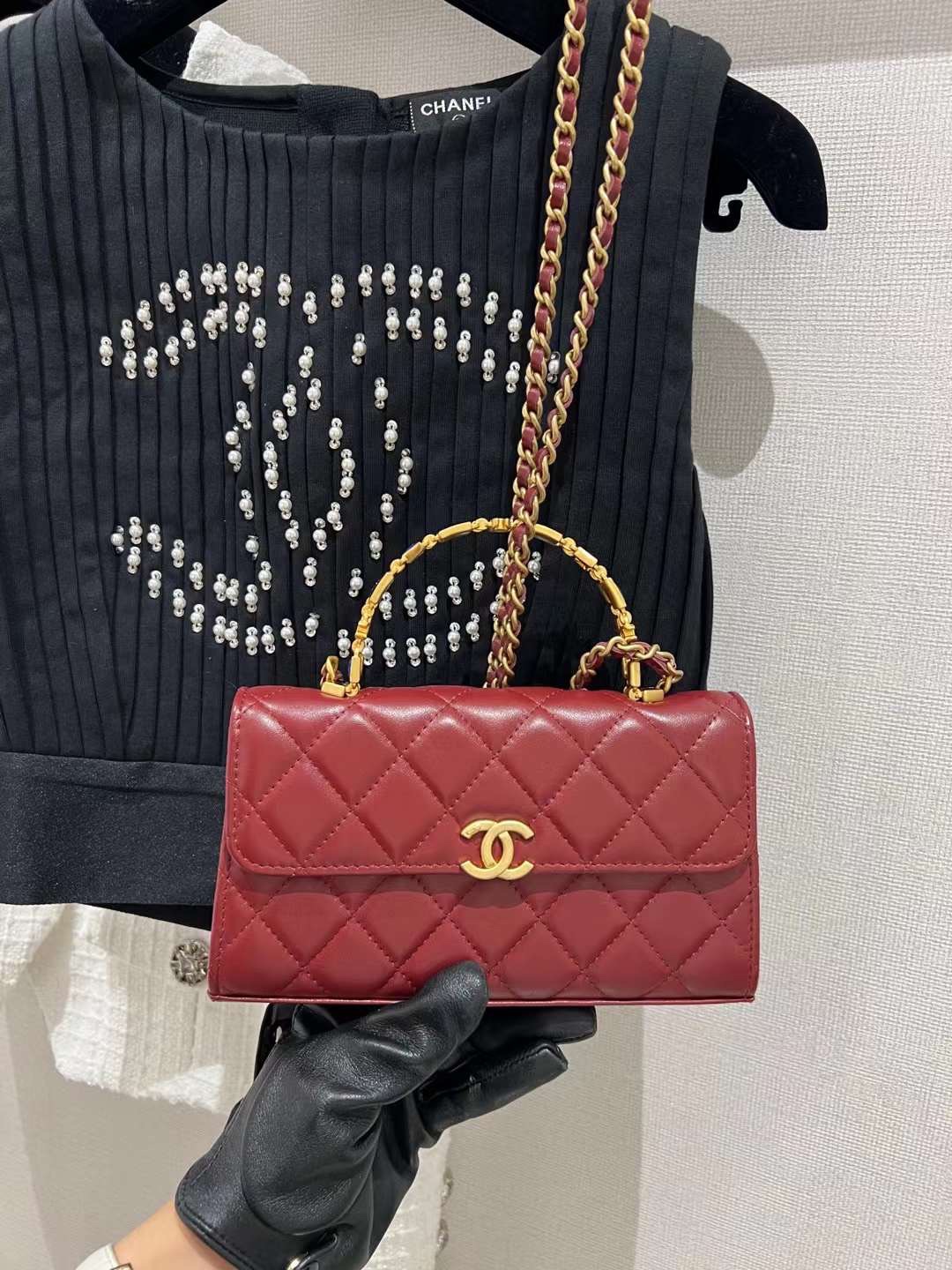 【P1280】Chanel2022新款包包 香奈儿红色羊皮横款琉璃珠宝手柄包链条包