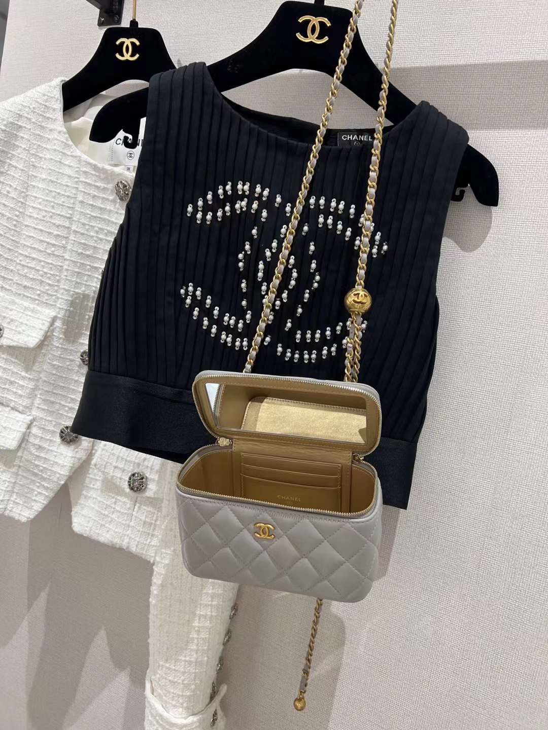 【P1170】一件代发 Chanel香奈儿灰色羊皮升级版金球调节链条单肩斜挎盒子包大号