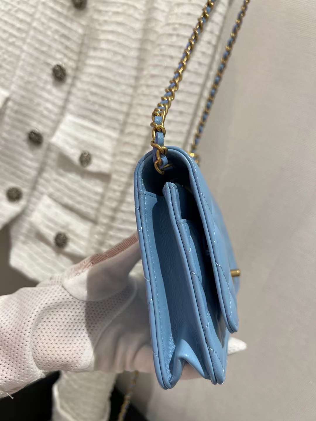 【P1020】厂家直销 Chanel香奈儿2022新款蓝色羊皮金球锁链条空姐包Woc斜挎包