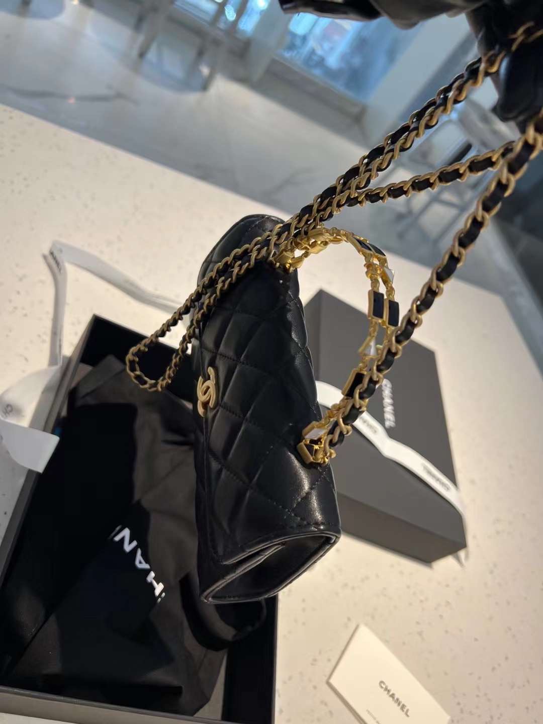 【P1280】Chanel女包价格 香奈儿2022新款羊皮菱格纹珐琅手柄Kelly包中号 黑色