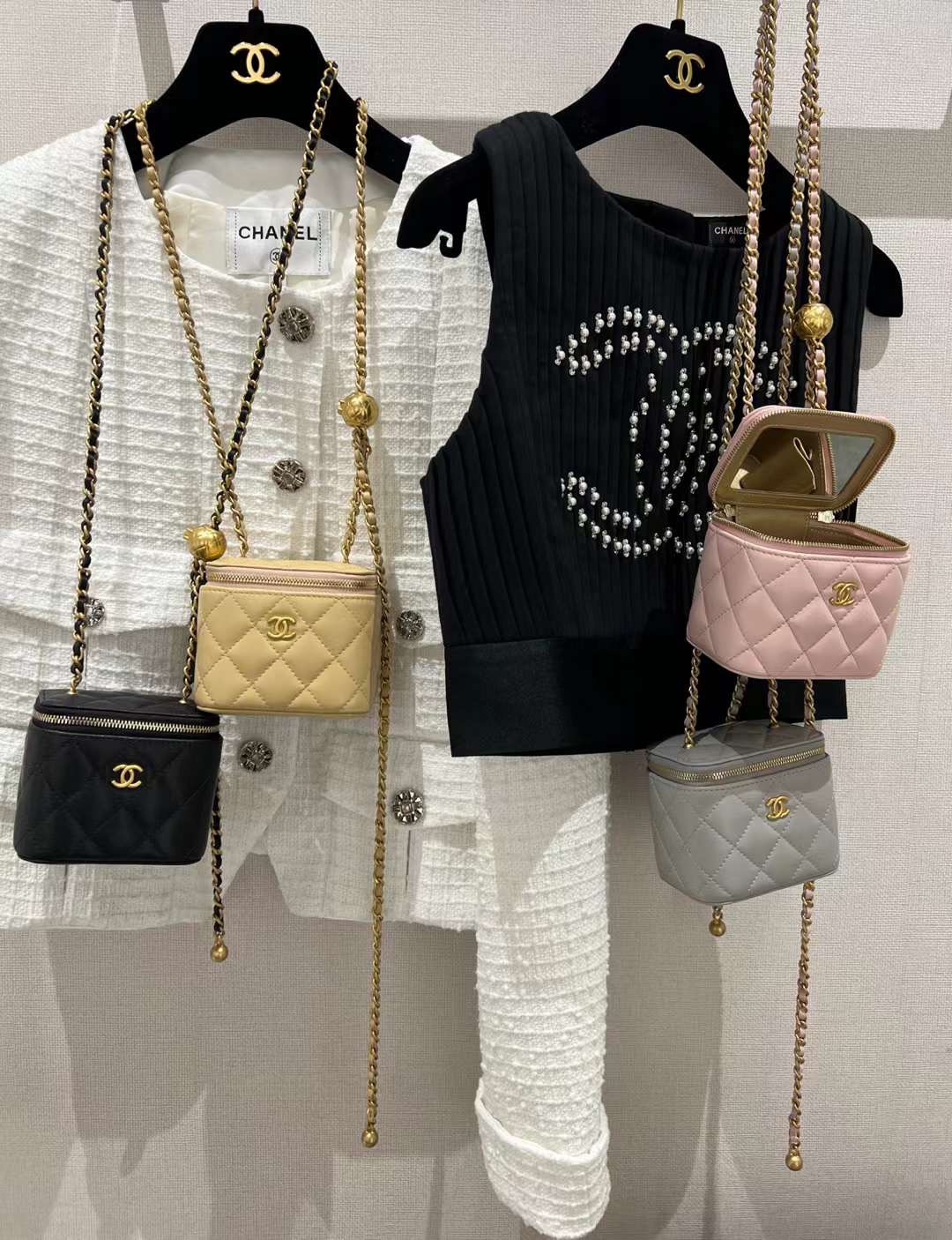 【P1020】香奈儿包包批发 Chanel多色羊皮升级版金球链条斜挎盒子包