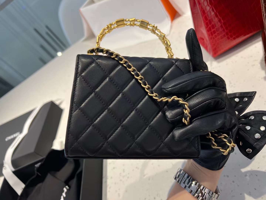 【P1170】Chanel包包官网 香奈儿黑色菱格纹羊皮珐琅手柄小号Kelly包手提包
