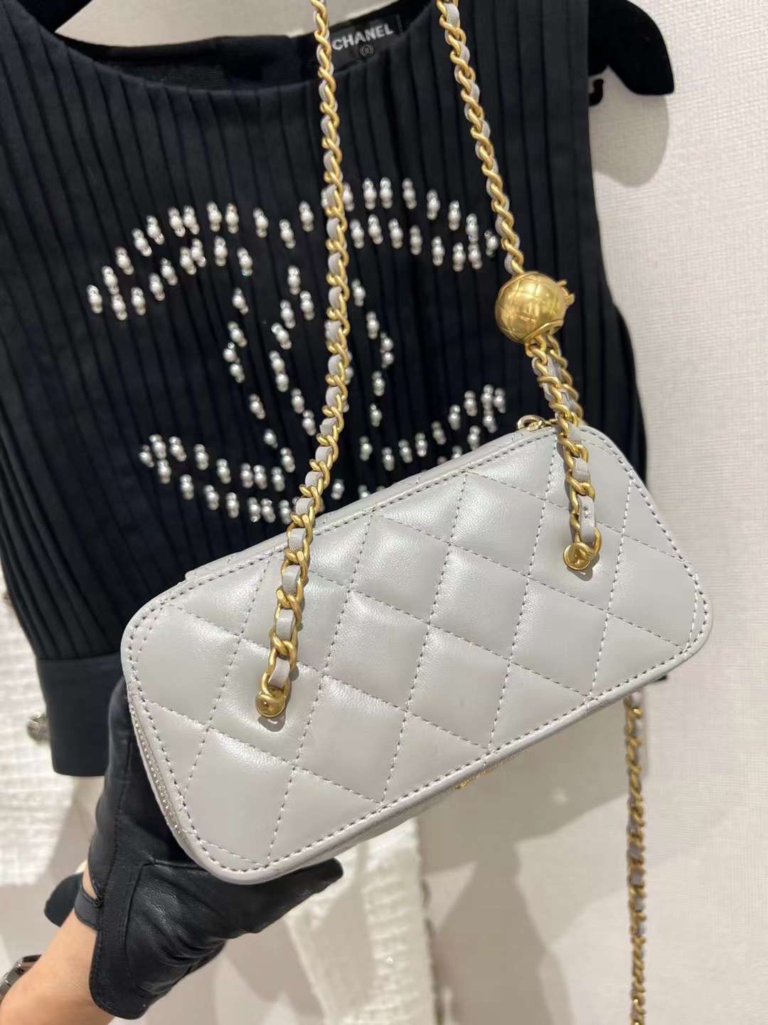 【P1170】一件代发 Chanel香奈儿灰色羊皮升级版金球调节链条单肩斜挎盒子包大号